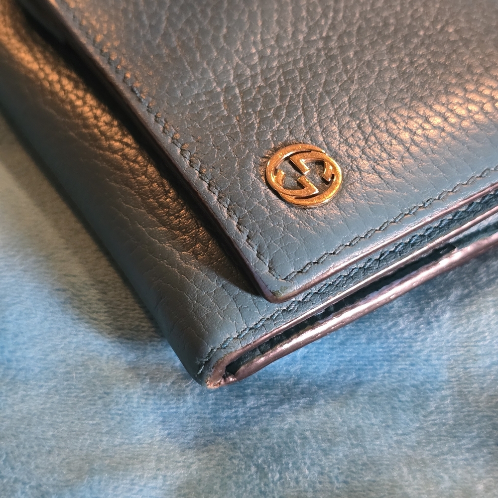 Gucci - Picture 4 of 11
